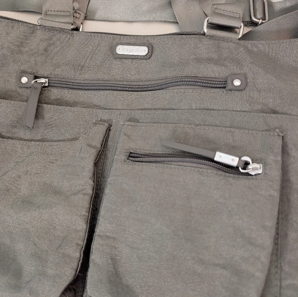 Baggallini Any Day Laptop Tote Bag Taupe/Silver Nylon - Picture 2 of 9
